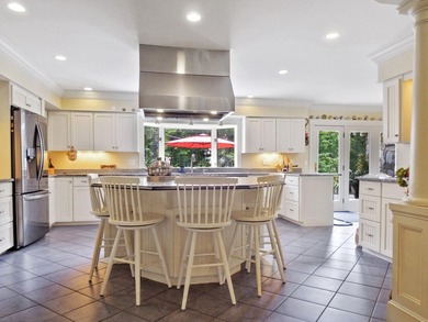 Discover the unparalleled elegance of 16 Davis Point Rd, a - photo 8