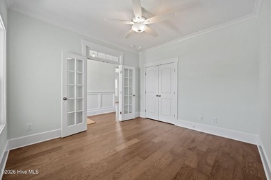 Welcome to Summerhouse on Everett Bay, where comfort, style, and - photo 10