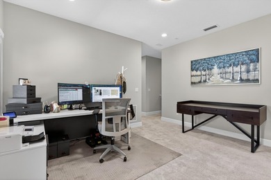 Beautifully upgraded 4BR / 2.5BA corner unit featuring an - photo 21