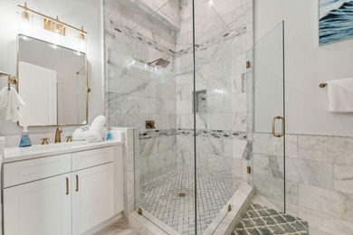 Luxury coastal living meets exceptional investment opportunity - photo 25