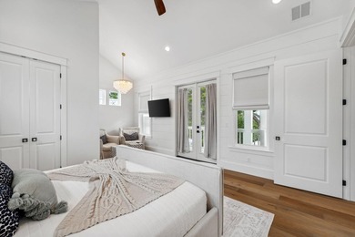 Luxury coastal living meets exceptional investment opportunity - photo 29
