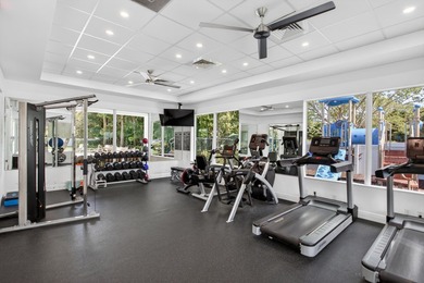 Beautifully upgraded 4BR / 2.5BA corner unit featuring an - photo 31