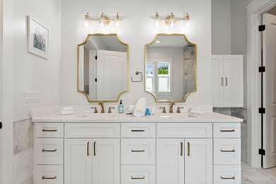Luxury coastal living meets exceptional investment opportunity - photo 33