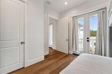 Luxury coastal living meets exceptional investment opportunity - photo 41