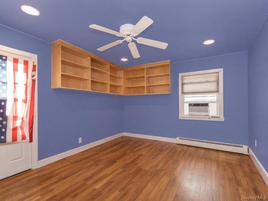 Beautiful fully detached legal 2-family home located in the - photo 6
