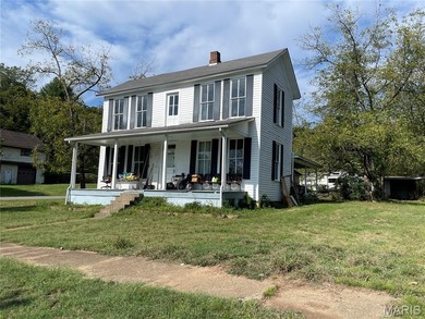 Clearwater Lake -Reynolds County Home For Sale in Piedmont Missouri