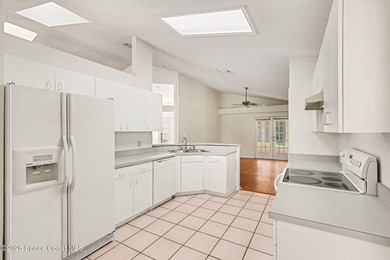 Welcome home to this spacious 3-bedroom, 2-bath move-in ready - photo 13