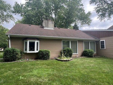 Opportunity awaits on this spacious 1-acre property! This home - photo 20