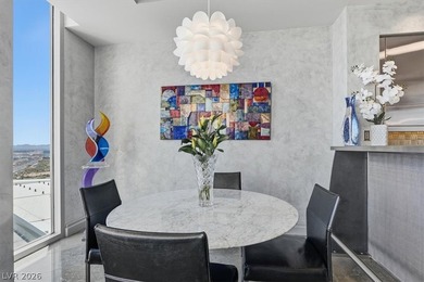 Completely customized residence on the 26th floor. Experience - photo 21