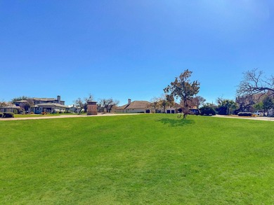 Positioned just across from the Applehead Island amenity center - photo 11