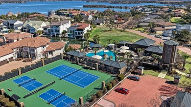 Positioned just across from the Applehead Island amenity center - photo 17
