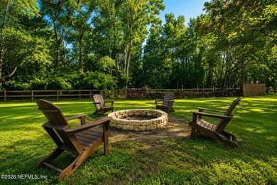 Welcome to a truly exceptional country estate where modern - photo 31