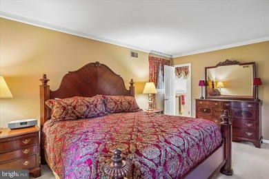 Welcome home to this one of a kind three bedroom, two and a half - photo 33