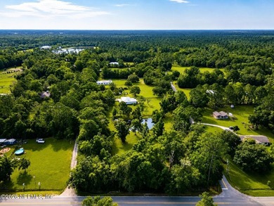 Welcome to a truly exceptional country estate where modern - photo 44