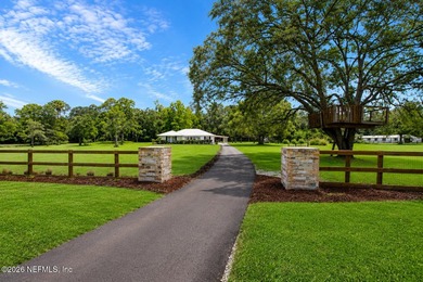 Welcome to a truly exceptional country estate where modern - photo 46