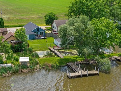 Lake Butte des Morts Home For Sale in Omro Wisconsin