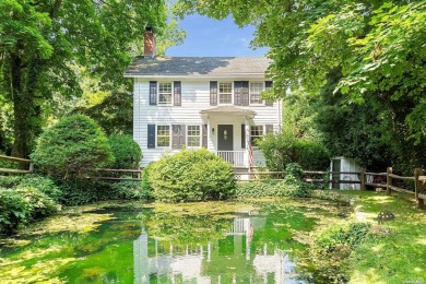 (private lake, pond, creek) Home For Sale in Roslyn New York