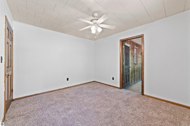 This well maintained 2 bedroom, 2 bathroom home offers 1,100 - photo 12