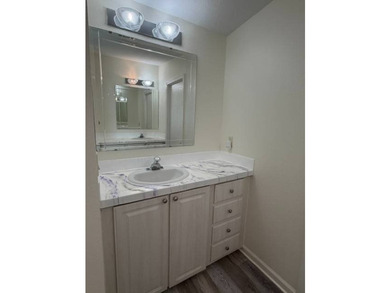 GOLF COURSE HOME FOR SALE - FURNISHED + GOLF CART INCLUDED! Move - photo 15