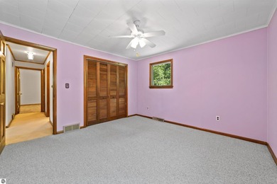 This well maintained 2 bedroom, 2 bathroom home offers 1,100 - photo 15