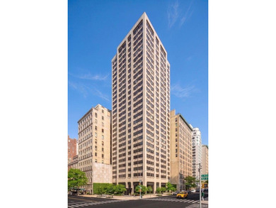 900 Park Ave, 25CD is a truly one of a kind. Fifty feet of - photo 18