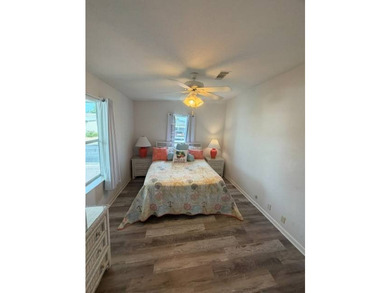 GOLF COURSE HOME FOR SALE - FURNISHED + GOLF CART INCLUDED! Move - photo 20