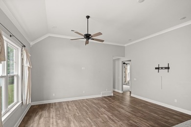 Welcome to 736 Turkey Oak Cove in the popular Old Oaks - photo 4
