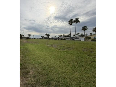 GOLF COURSE HOME FOR SALE - FURNISHED + GOLF CART INCLUDED! Move - photo 27