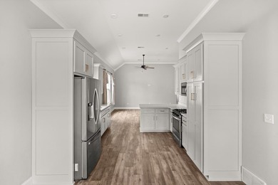 Welcome to 736 Turkey Oak Cove in the popular Old Oaks - photo 9