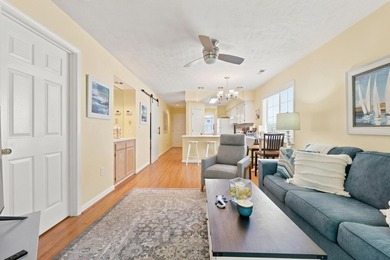 Welcome to this well-maintained 2-bedroom, 2-bathroom condo - photo 12