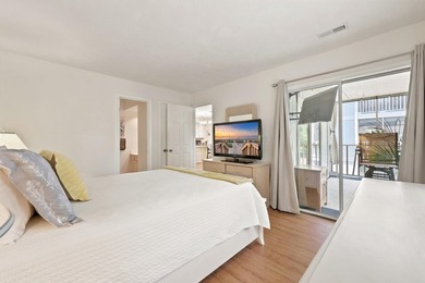 Welcome to this well-maintained 2-bedroom, 2-bathroom condo - photo 14