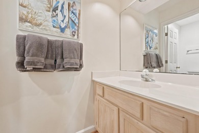 Welcome to this well-maintained 2-bedroom, 2-bathroom condo - photo 15