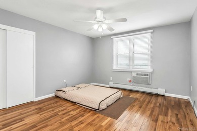 1 Bedroom Co-op, Ocean Front living in the desirable Lafayette - photo 15