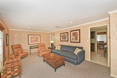 Welcome to this beautifully maintained 5 bedroom, 3 1/2 bath - photo 14