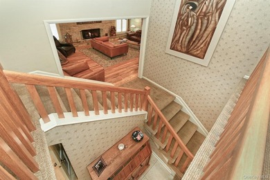Welcome to this beautifully maintained 5 bedroom, 3 1/2 bath - photo 27