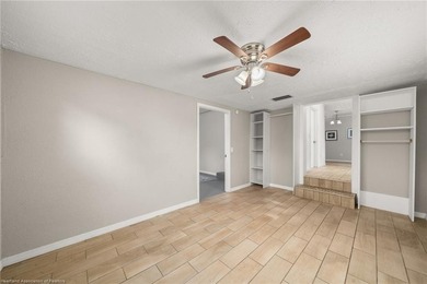 Discover this absolutely charming three-bedroom, two-bathroom - photo 29