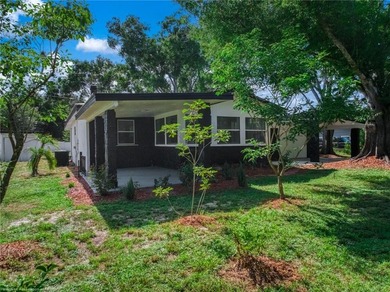 Discover this absolutely charming three-bedroom, two-bathroom - photo 41
