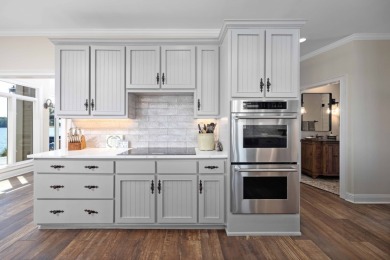 Luxury Lakefront Living - photo 11