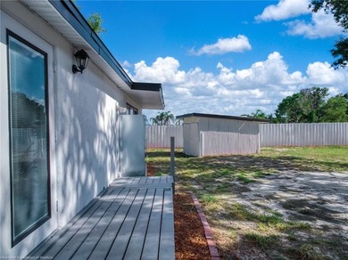 Discover this absolutely charming three-bedroom, two-bathroom - photo 48