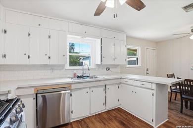 Welcome to this well-maintained 3-bedroom, 1.5-bath home in - photo 8
