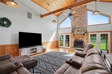 Welcome to 720 Old Dixie Hwy S, a stunning 5,847 sq ft rustic - photo 14