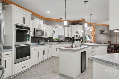 Welcome to 720 Old Dixie Hwy S, a stunning 5,847 sq ft rustic - photo 15