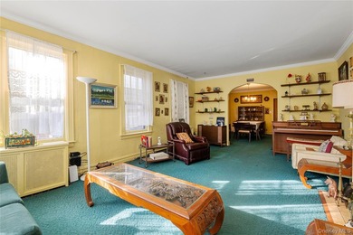 4 bedroom colonial located in the East Midwood section of - photo 5