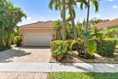 Lake Home For Sale in Boynton Beach, Florida