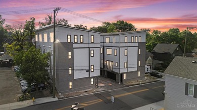 Oakley Place offers Stunning 4-Story Condos with Designer