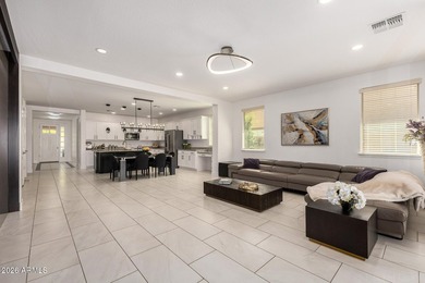 Seller Motivated!!! Home in the Verrado Heritage District that - photo 11