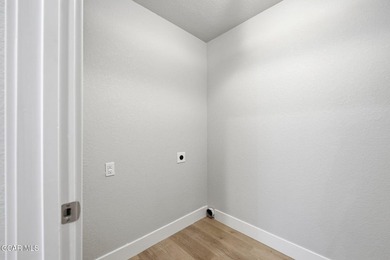 Set on a quiet cul-de-sac in Coyote Creek, Tabernash, this - photo 13