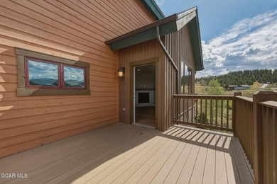 Set on a quiet cul-de-sac in Coyote Creek, Tabernash, this - photo 15