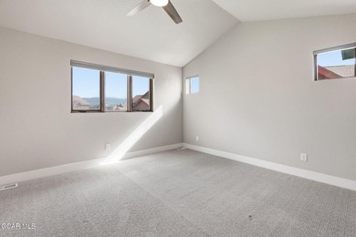 Set on a quiet cul-de-sac in Coyote Creek, Tabernash, this - photo 18