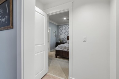 TRUE LAKE-FRONT in Lakeside Lodge at Prospect Point. 3BD/3Bth - photo 25